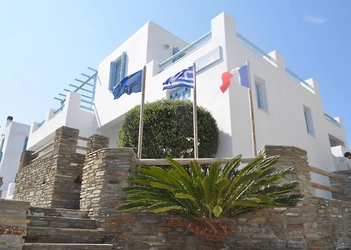 Karaoulanis Apartments