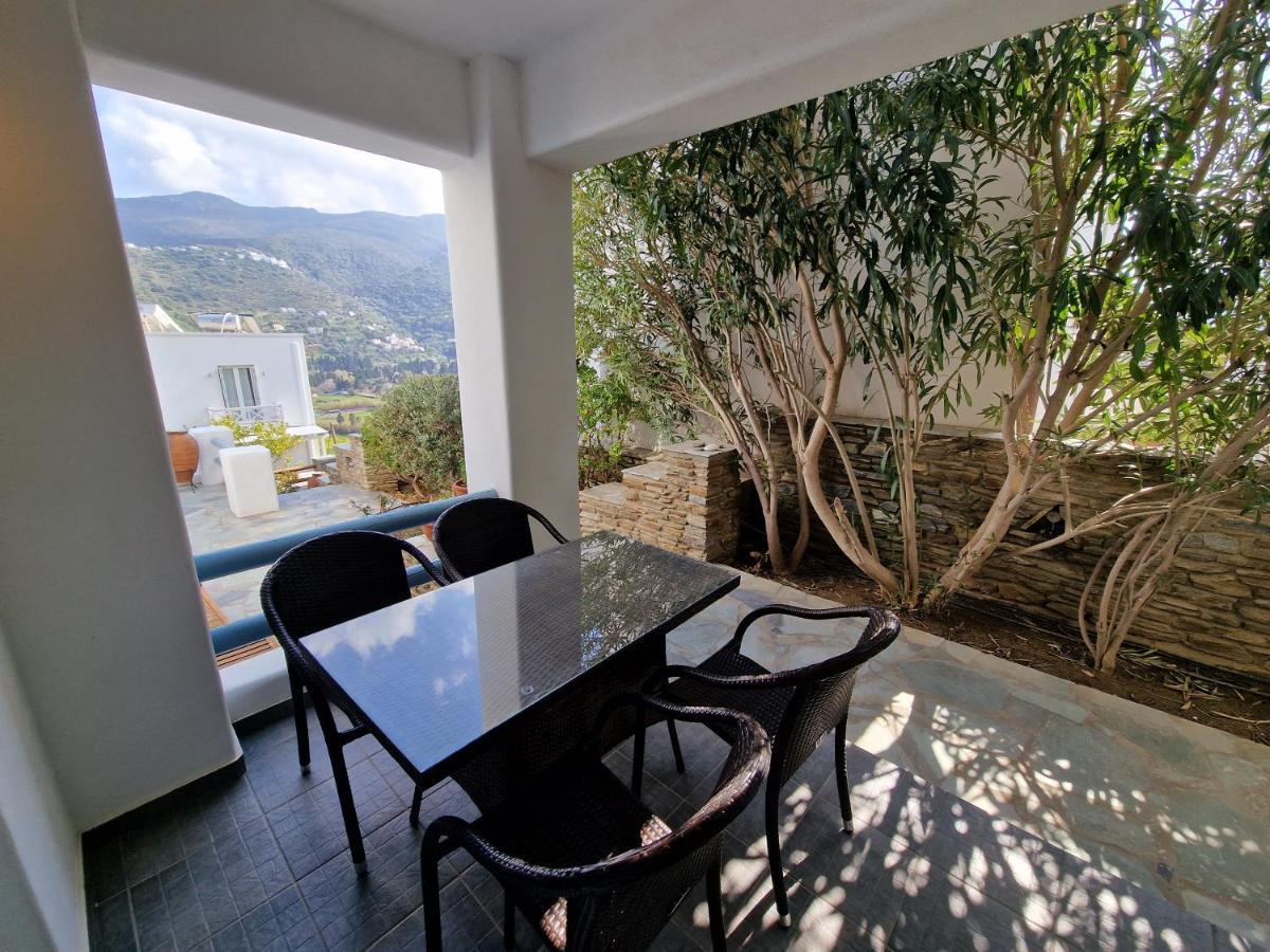 Apartment Karaoulanis Andros Town