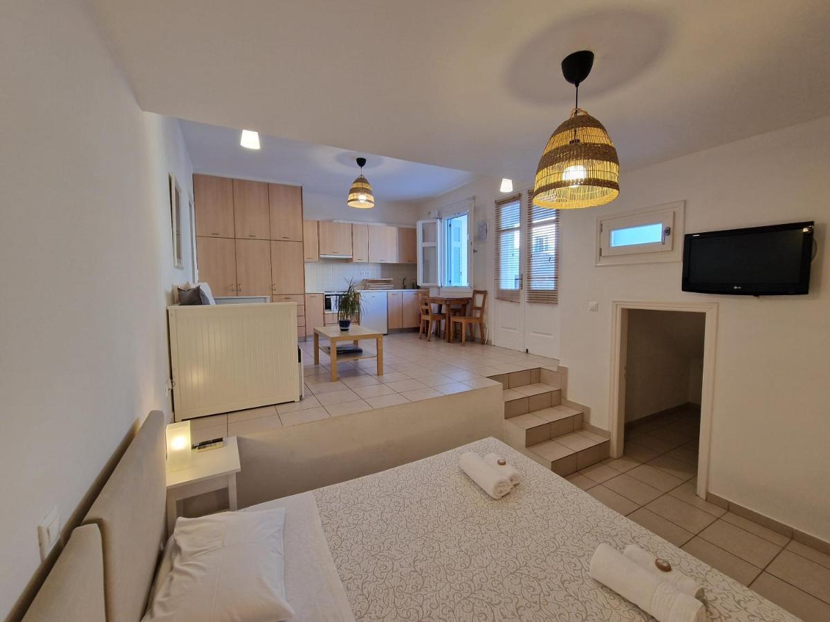 Apartment Karaoulanis *