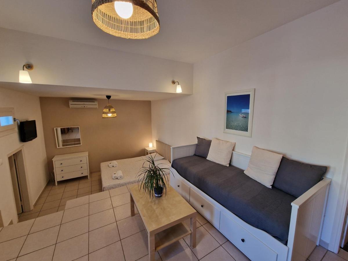 Karaoulanis Apartmán *